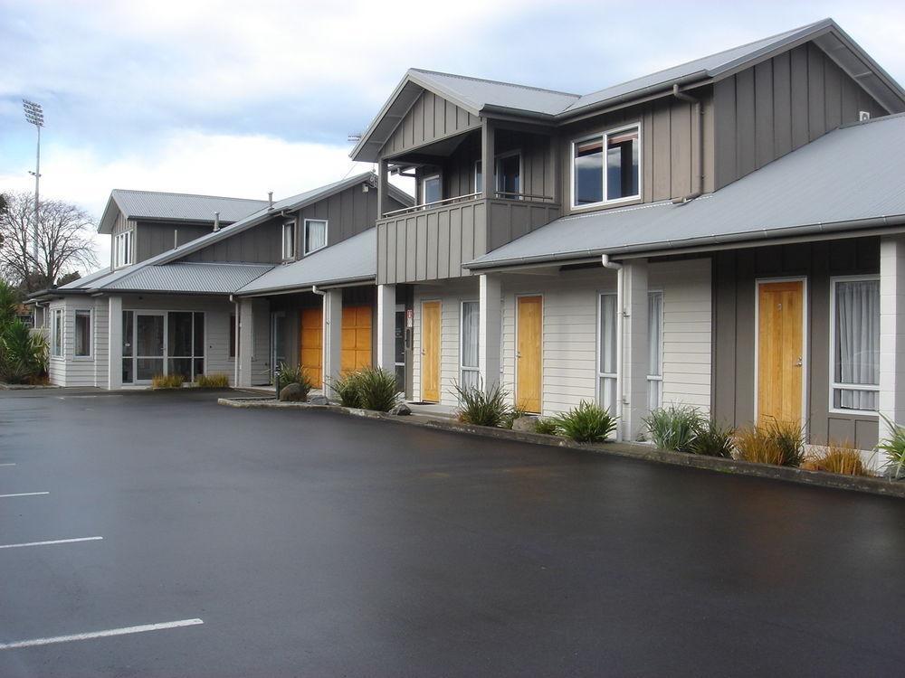 Arena Lodge Palmerston North Exterior foto